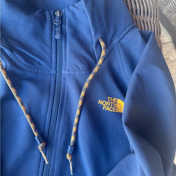 Used The North Face Women’s Fanorak Jacket: IN EXCELLENT CONDITION.FREE SHIPPING - Picture 2 of 5